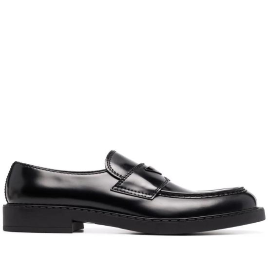 24FW 프라다 로퍼 2DE127 055 F0002 Black