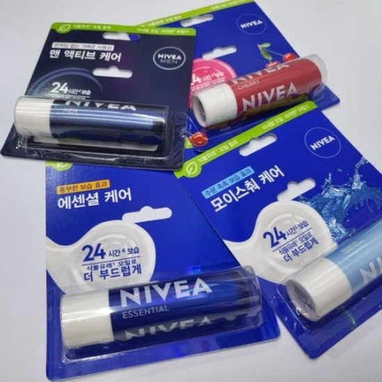 모이스춰 니베아 선택 립케어 립글로스 립밤 1개 에센