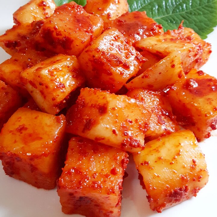 100프로 국내산 전라도 깍두기 10kg