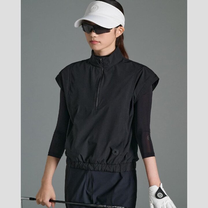 (신세계강남점)FW25 여성 라운드넥 베스트 - 블랙 (BJ5942A415)