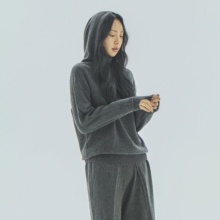 세컨스킨 3D니트 니트 후드 탑_FT9600