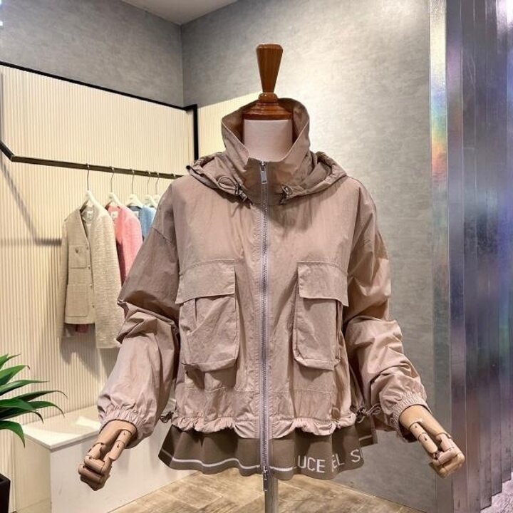 AOZ5HU34C포켓 후드 레터링 점퍼
