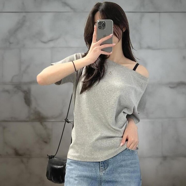 [옷자락] 여성 여리핏 보트넥 오프숄더 기본 반팔 티셔츠