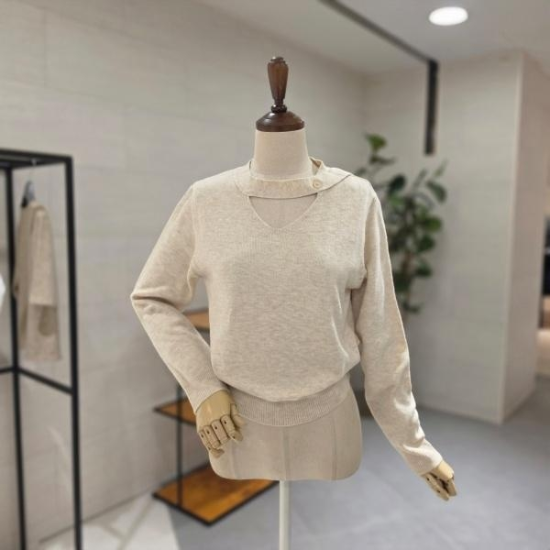 M26F9K116버튼초커 브이넥니트