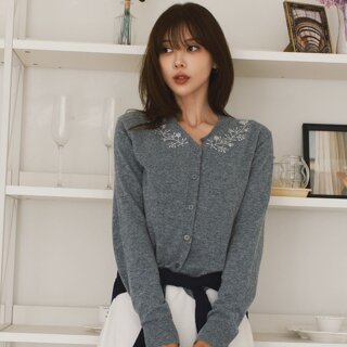 나이스클랍 플라워자수 캐시미어 블렌드 가디건 X256PWKA54