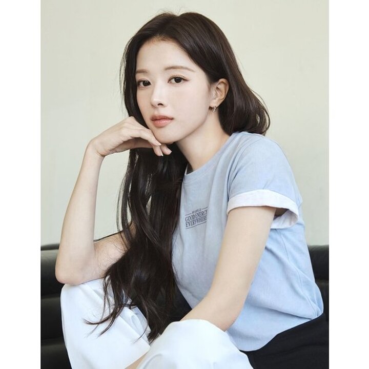(대구신세계)26년 여름신상 지오다노 프린트 티셔츠 여성티셔츠  그래픽 반팔티 05396501