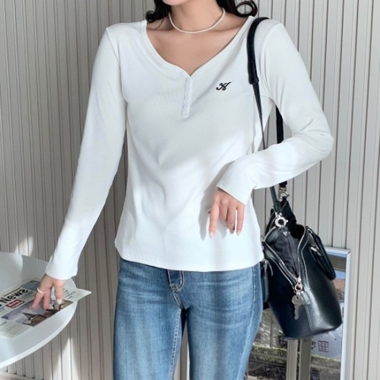 피치스킨 버튼 와이넥 티셔츠 SD-24112619646984667501