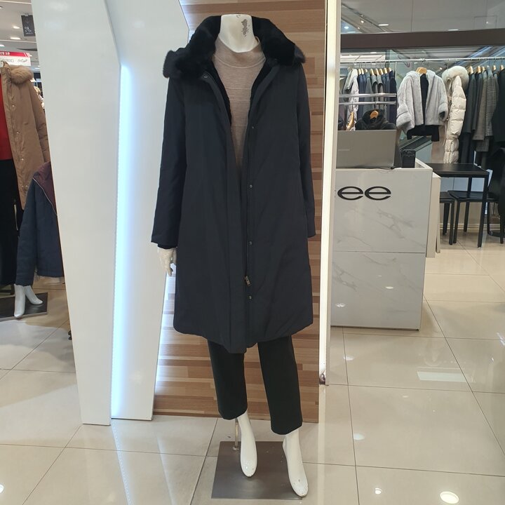 멋스러운  밍크넥구스패딩점퍼 C44D270BP