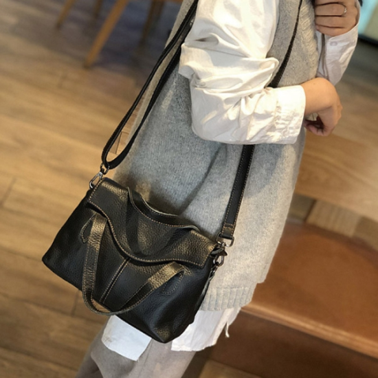(주)패션플러스_0000001588 [S]가죽 올리엔 미니토트백 가방 71757 MP