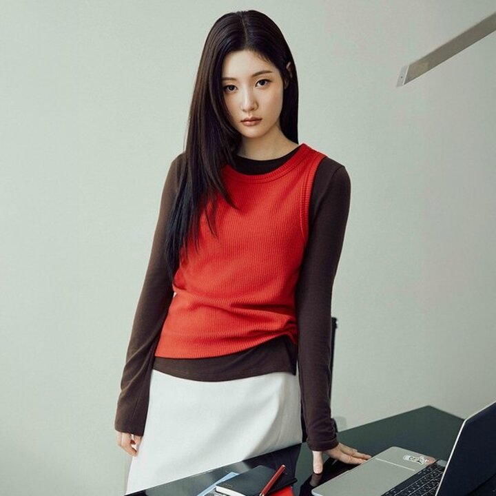 (신세계센텀점)[정채연 착용] 립 슬리브리스 NEW5WE919