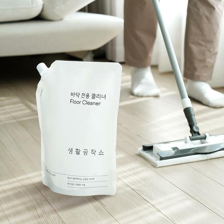 [생활공작소] 바닥전용클리너 1L x 2개