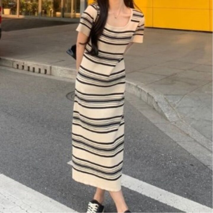 [옷자락] 여성 배색 단가라 스퀘어넥 반팔 롱 원피스
