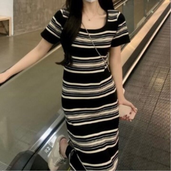 [옷자락] 여성 배색 단가라 스퀘어넥 반팔 롱 원피스