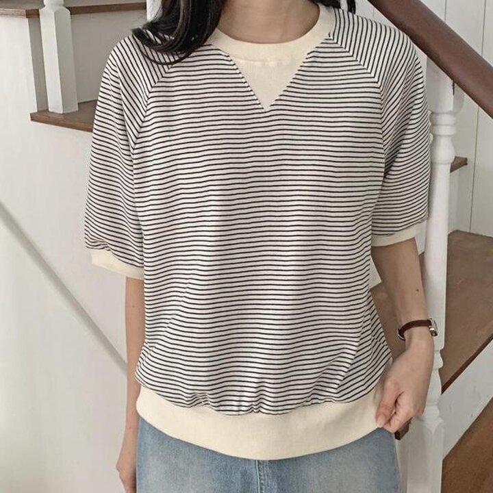 여성 줄무늬 넥라인 시보리 반소매 맨투맨