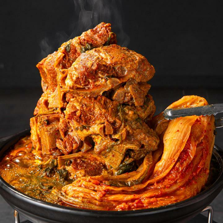 원팩쿠캣 점보 묵은지 감자탕 2.5kg X 2팩
