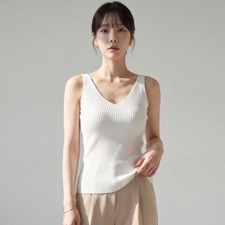KARRA 슬림딥브이나시니트_A4M0477