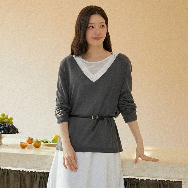 (신세계센텀점)[정채연 착용] 딥 V넥 썸머 니트 NEK6MP530