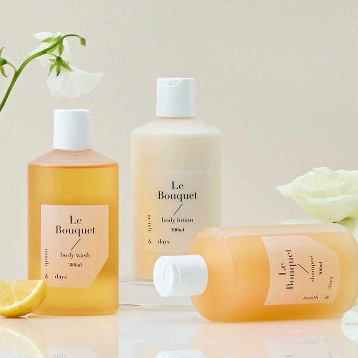 [3SET] 먼스앤데이즈 퍼퓸케어 르 부케 저용량 풀패키지 플로럴향 (샴푸 300ml + 바디워시 300ml + 바디로션 300ml)