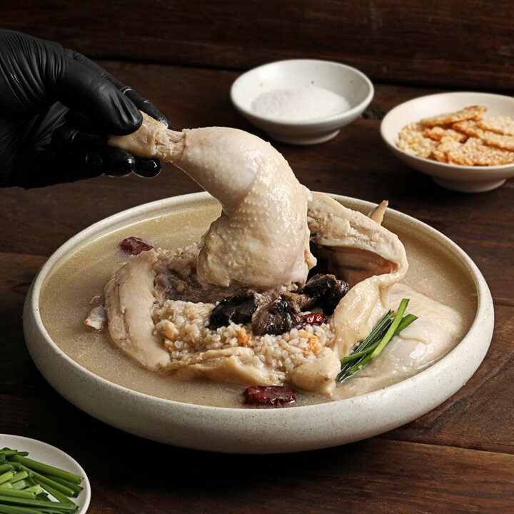 I[마음식당] 능이품은 한우사골 누룽지 삼계탕 1.1kg x 6팩