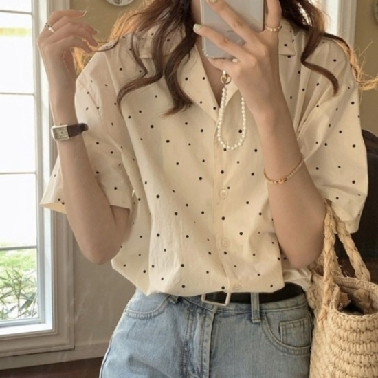 다양한 하의매치 심플 페미닌 반팔 도트블라우스19643743667501