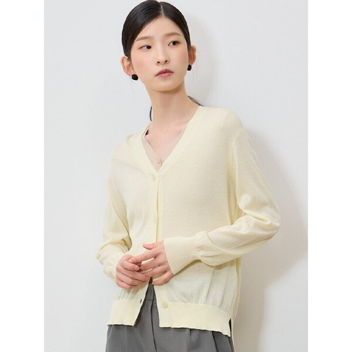 [리스트(LIST)] 시스루 슬릿 브이넥 가디건 (택가격 138000원)