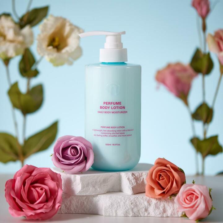 더나플러스 촉촉한 보습제 퍼퓸 바디로션 500ml