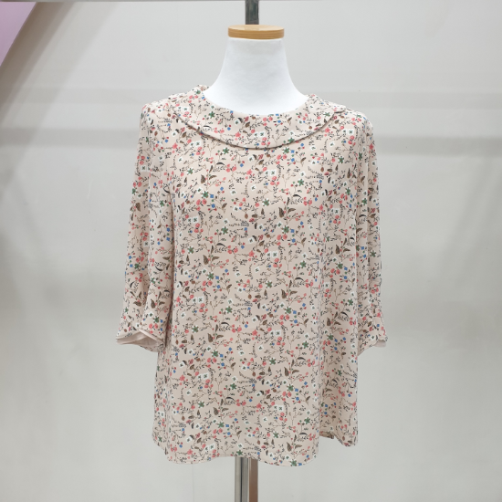 라운드 카라넥 플라워 블라우스 DPBPWB390YS