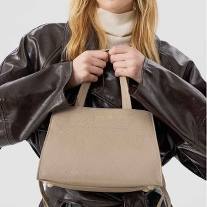 (신세계강남점)MY BEST BAG [마이 베스트 백] 디바백 스몰S (HS53MYB202LG)