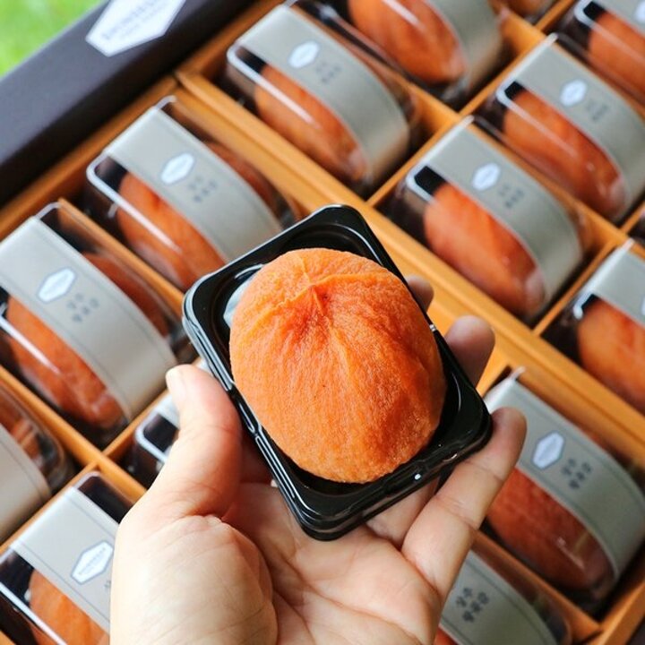 (신세계 사우스시티)상주 왕 곶감세트 1kg 이상 18입(보냉가방)