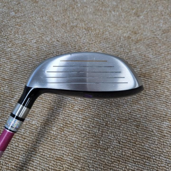 (주)에스브릿지 [중고][EG502410] 정품 기가여성우드 아비타  4W 17 L.