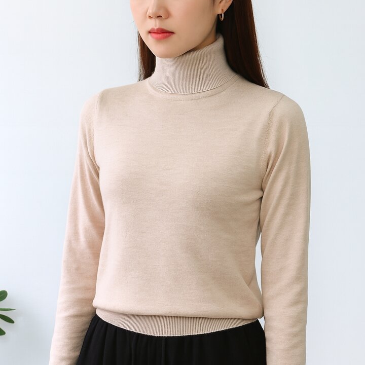 쫀쫀한 여성 터틀넥 니트 베이지 블랙 겨울 필수 이너 폴라티 슬림핏