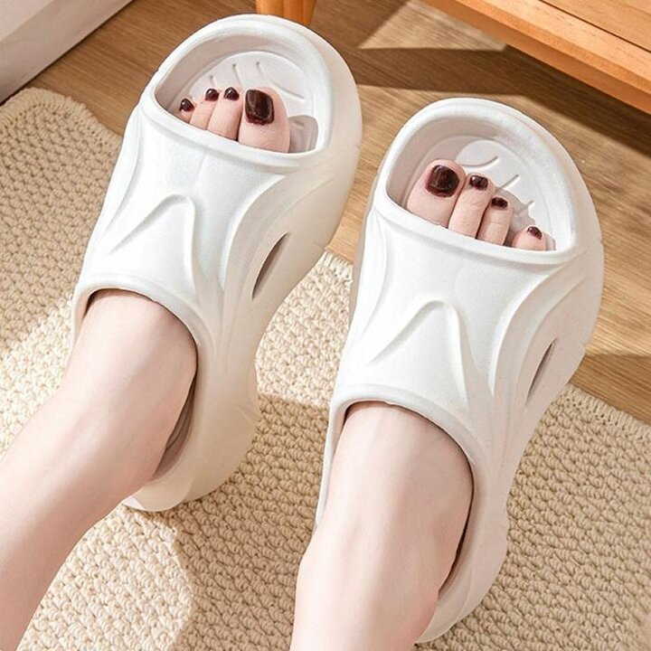 6CM통굽경유행량슬리퍼키높이슬리퍼쪼리여성신발여름
