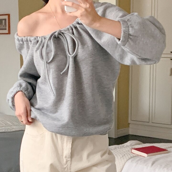 [옷자락] 여성 기모 오프숄더 리본 나그랑 퍼프 오버핏 티셔츠