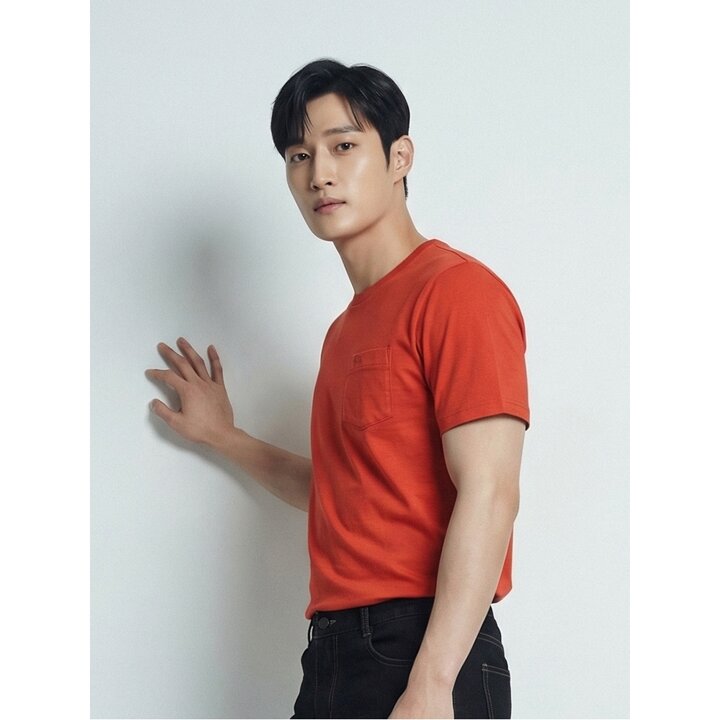 [PAT] 실켓 라운드 티셔츠_1I35301
