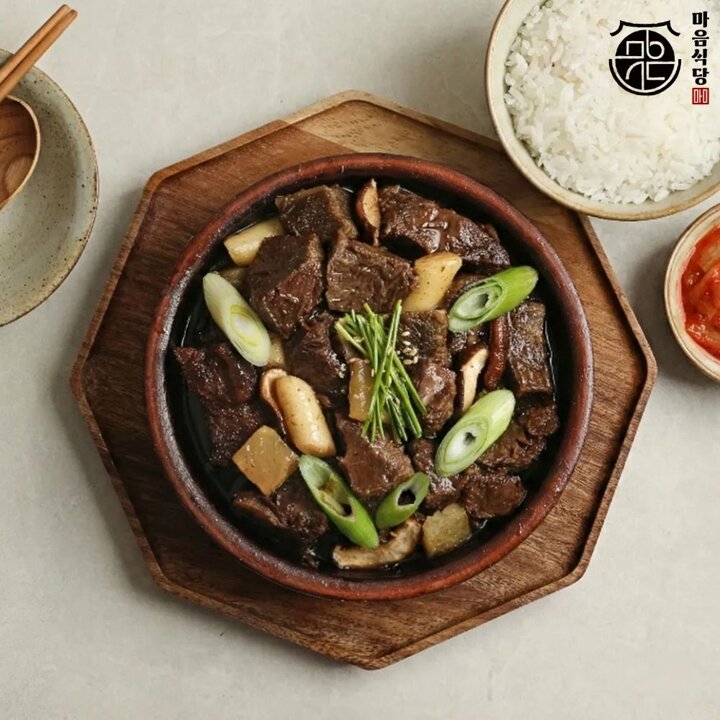 I[마음식당] 국내산 뼈없는 소갈비찜 500g x 9팩, 실온보관 순살갈비