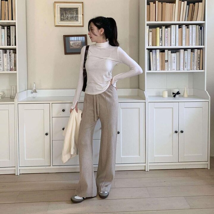 [옷자락] 여성 레이온 혼합 핀턱 밴딩 와이드 니트 바지