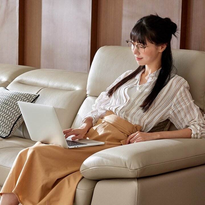 [자코모][장기무이자/신세계상품권 2만증정] 대디 3.5인 기능성 천연면피 소가죽 소파+스툴