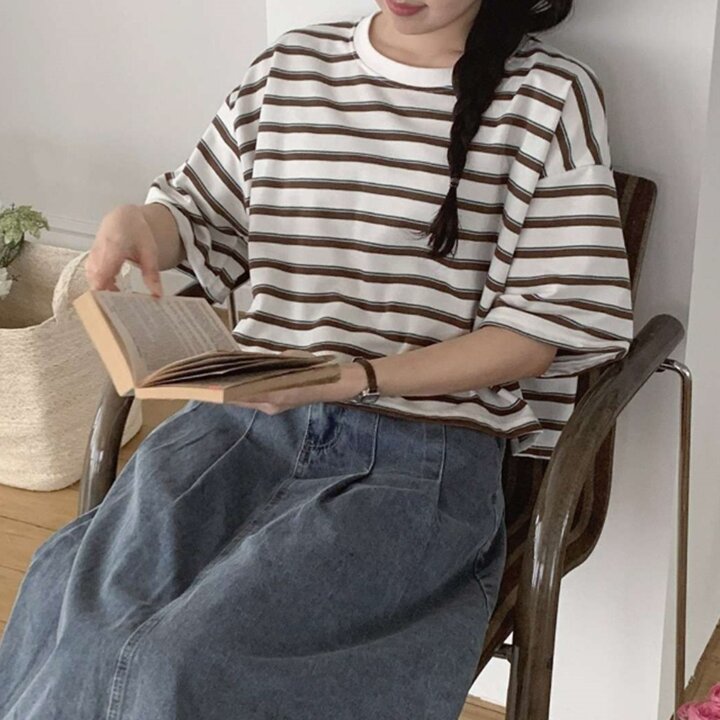 [옷자락] 여성용 루즈핏 크롭 스트라이프 반팔 티셔츠