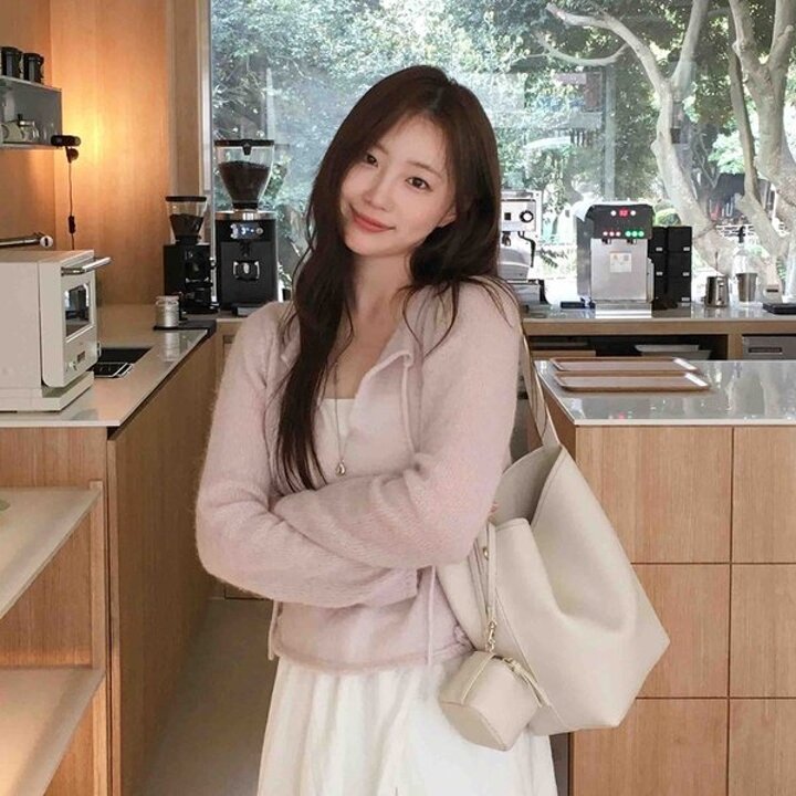 (대전신세계)[ONLY 신세계]토트백 미듐 M261MO5290 2종택1(파우치 2개 포함)