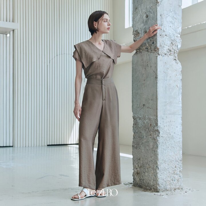 [2컬러] 르제로 플로웨어 프릴 블라우스 (LNMFSH010)