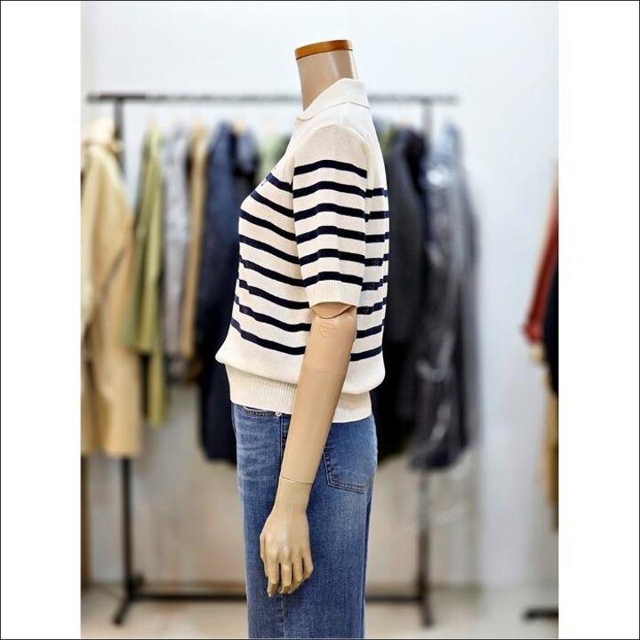 BCBG세이브존02스트라이프반팔니트B6B4K482