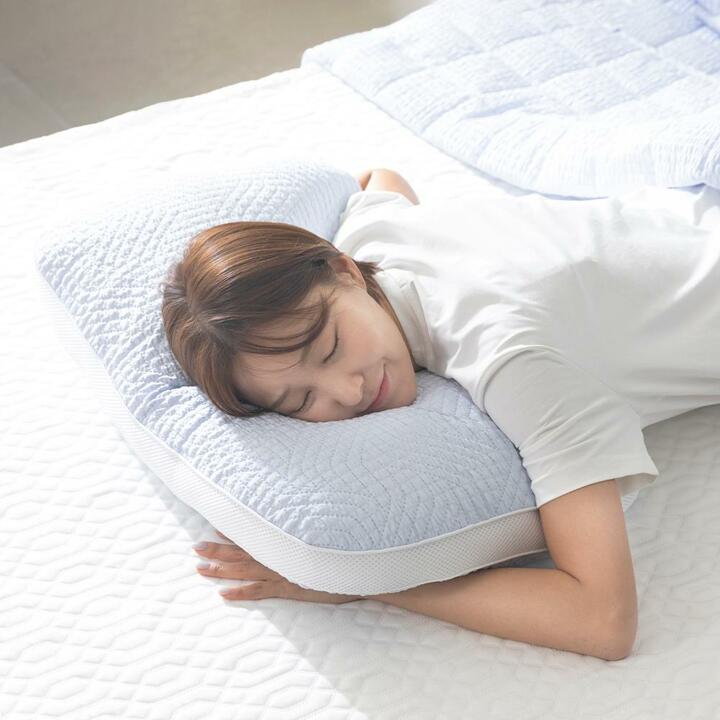 여름철 통째로 빨아쓰는 시어서커 퍼펙트 어깨편한 기절베개 4종세트