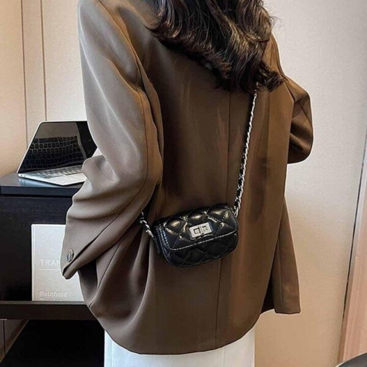MNO 여자 데일리 캐주얼 클래식 스타일 체인 미니 가방 크로스백 휴대폰 핸드폰 가죽 라탄백