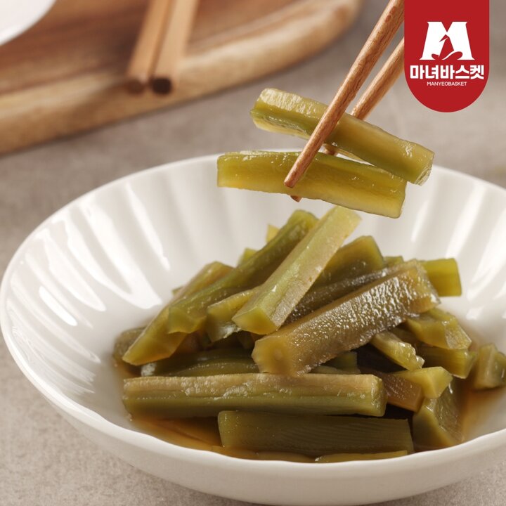 [마녀바스켓] 밥반찬 밥도둑 오독오독 궁채장아찌 1kg