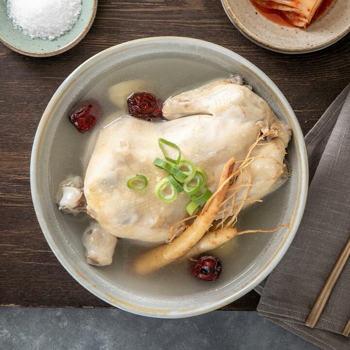 국내산 닭 한마리 프리미엄 부뚜막삼계탕 1kgX8팩