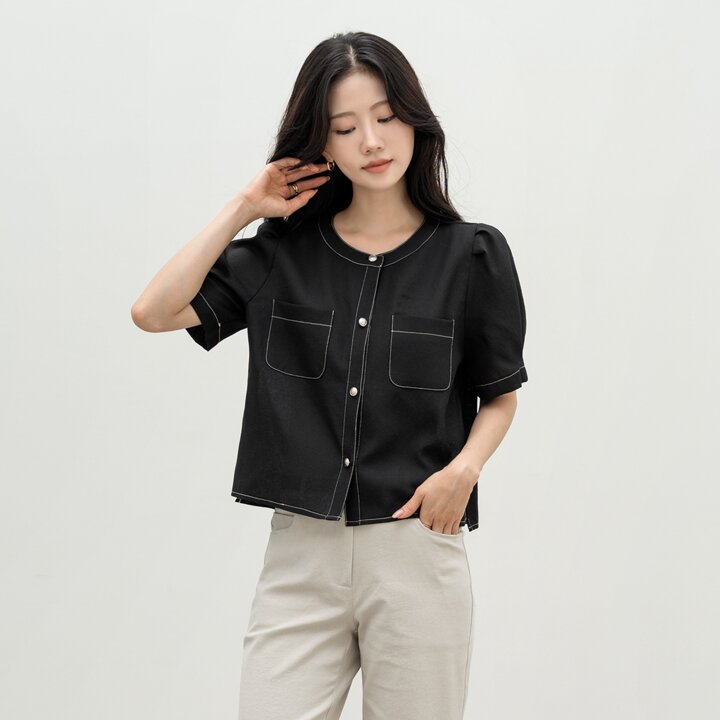 오벨 스티치 퍼프 반팔 블라우스