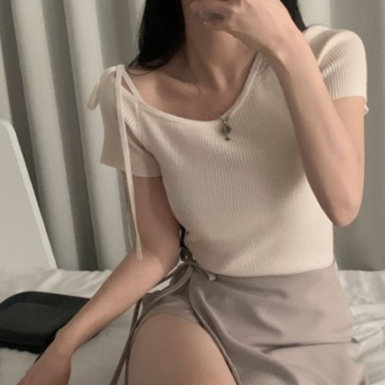 [다잇템] 여성 골지 볼드숄더 귀여운 슬림핏 반팔티22072082588872