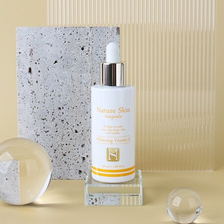 푸드어홀릭 네이처 스킨 앰플 50ml 화이트닝 비타민C /미백기능성 생기세럼 비타민에센스