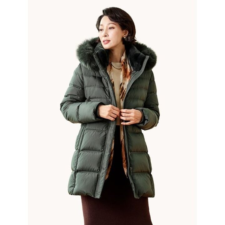 [하프클럽/마담엘레강스]줄리안 폭스후드 머스크렛 카라 구스다운 코트 K234CT01