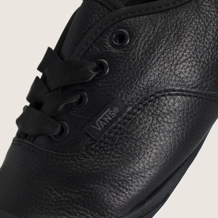 (신세계센텀점)VANS 반스 프리미엄 어센틱 프리마 VN000EDXCJI